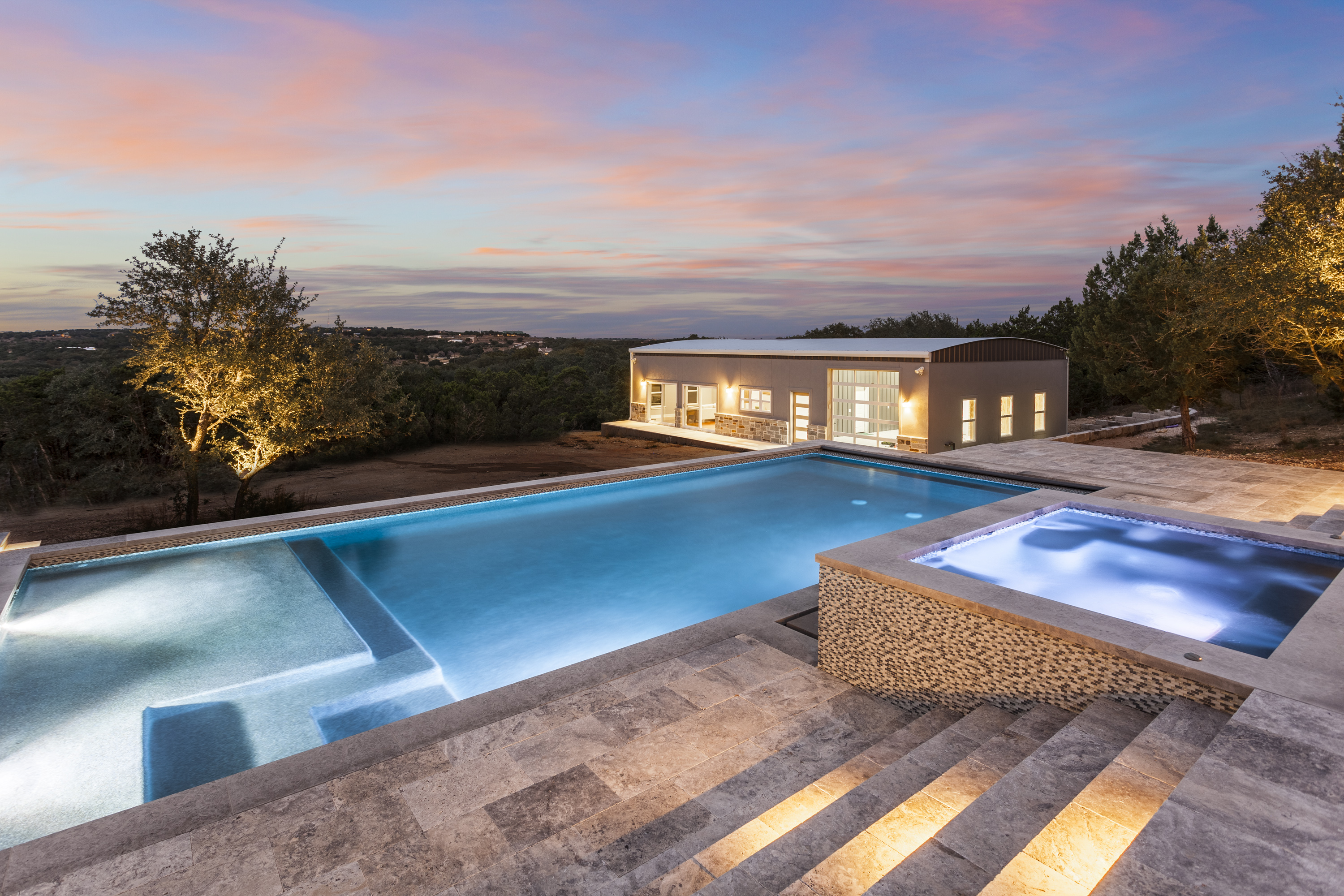 Whispering Valley - Multi Level Decking